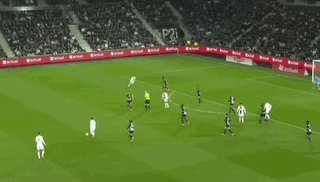 开云体育app-【法甲】梅西助攻，姆巴佩双响，巴黎2比1客胜昂热